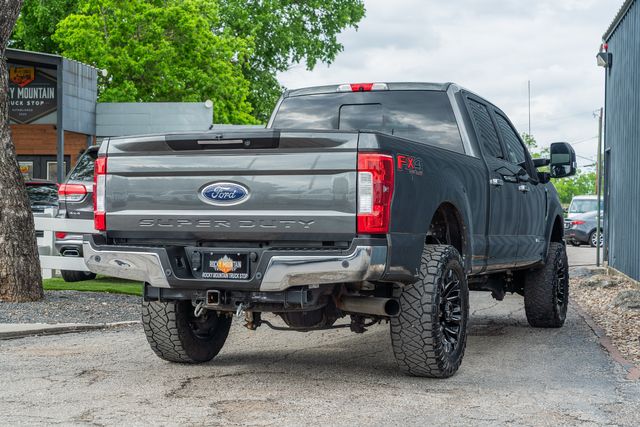 2017 Ford F-250 Super Duty Lariat ULTIMATE FX4 4X4 / 6.7L / CLEAN CARFAX | Austin, TX | Rocky Mountain Truck Stop Austin 2017 Ford F-250 Super Duty Lariat ULTIMATE FX4 4X4 / 6.7L / CLEAN CARFAX | Austin, TX | Rocky Mountain Truck Stop Austin