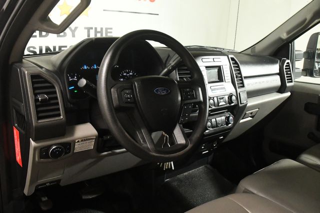 2017 Ford F-250 Super Duty XL w/ Knapheide Utility Body | Branford, CT | Sound Auto Wholesalers