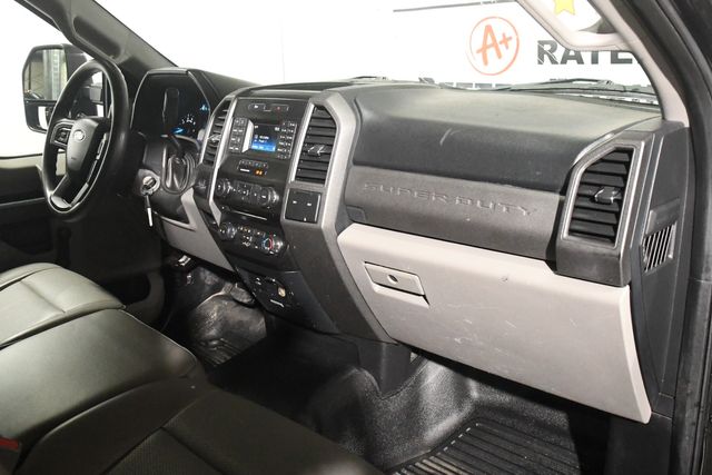 2017 Ford F-250 Super Duty XL w/ Rack Body | Branford, CT | Sound Auto Wholesalers 2017 Ford F-250 Super Duty XL w/ Rack Body | Branford, CT | Sound Auto Wholesalers