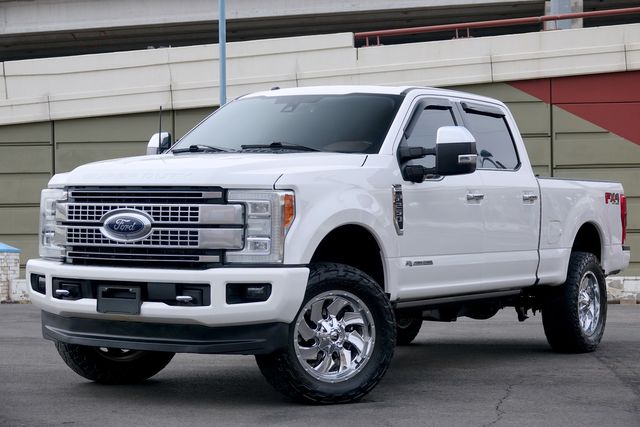 2017 Ford F-250 Super Duty Platinum | Carrollton, TX | Perfect Motorcars 2017 Ford F-250 Super Duty Platinum | Carrollton, TX | Perfect Motorcars