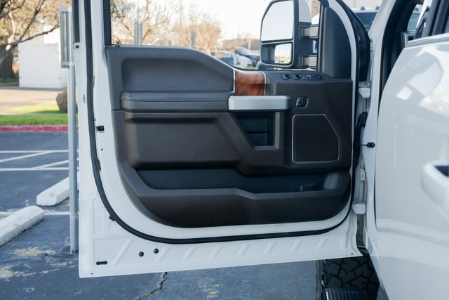 2017 Ford F-250 Super Duty Crew Cab King Ranch Ultimate FX4 / ONE TEXAS OWNER | Austin, TX | Rocky Mountain Truck Stop Austin 2017 Ford F-250 Super Duty Crew Cab King Ranch Ultimate FX4 / ONE TEXAS OWNER | Austin, TX | Rocky Mountain Truck Stop Austin