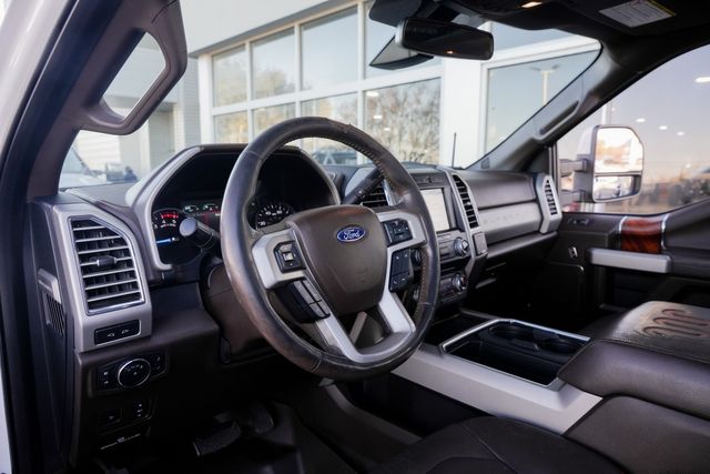 2017 Ford F-250 Super Duty Crew Cab King Ranch Ultimate FX4 / ONE TEXAS OWNER | Austin, TX | Rocky Mountain Truck Stop Austin 2017 Ford F-250 Super Duty Crew Cab King Ranch Ultimate FX4 / ONE TEXAS OWNER | Austin, TX | Rocky Mountain Truck Stop Austin