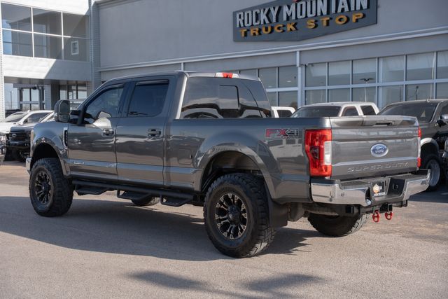 2017 Ford F-250 Super Duty Lariat CREW CAB FX4 W/ UPGRADES / CLEAN CARFAX | Austin, TX | Rocky Mountain Truck Stop Austin