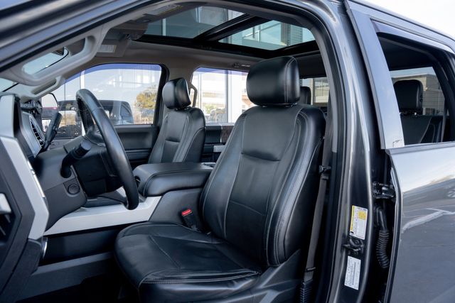 2017 Ford F-250 Super Duty Lariat CREW CAB FX4 W/ UPGRADES / CLEAN CARFAX | Austin, TX | Rocky Mountain Truck Stop Austin