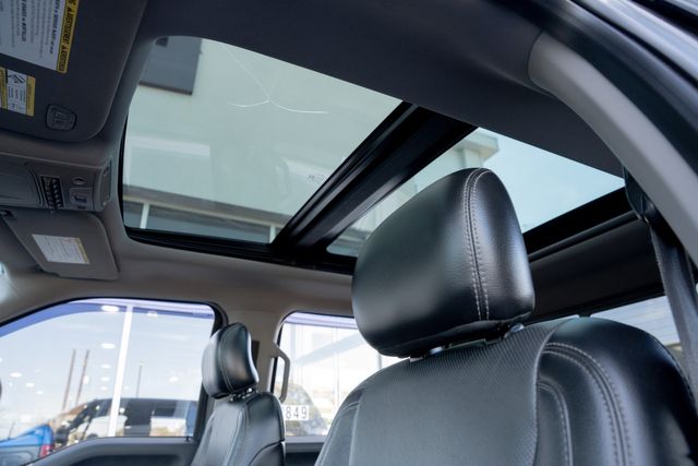 2017 Ford F-250 Super Duty Lariat CREW CAB FX4 W/ UPGRADES / CLEAN CARFAX | Austin, TX | Rocky Mountain Truck Stop Austin