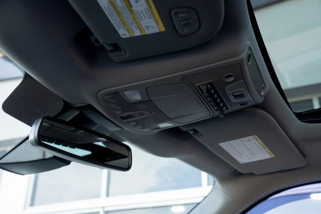 2017 Ford F-250 Super Duty Lariat CREW CAB FX4 W/ UPGRADES / CLEAN CARFAX | Austin, TX | Rocky Mountain Truck Stop Austin