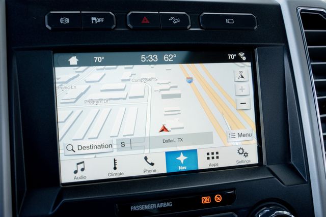 2017 Ford F-250 Super Duty Lariat CREW CAB FX4 W/ UPGRADES / CLEAN CARFAX | Austin, TX | Rocky Mountain Truck Stop Austin