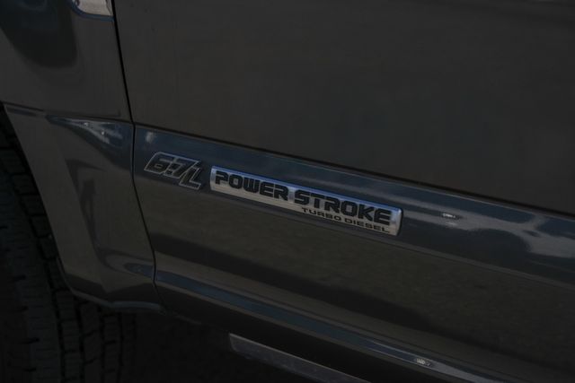 2017 Ford F-250 Super Duty Platinum ULTIMATE FX4 / LOADED / MASSAGING SEATS | Austin, TX | Rocky Mountain Truck Stop Austin