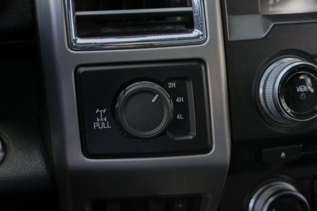 2017 Ford F-250 Super Duty Platinum ULTIMATE FX4 / LOADED / MASSAGING SEATS | Austin, TX | Rocky Mountain Truck Stop Austin