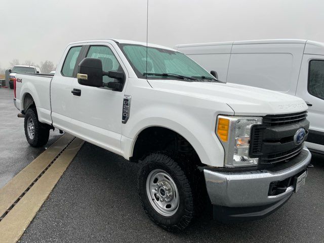 2017 Ford F-250 Super Duty XL | Ephrata, PA | Pine Tree Motors
