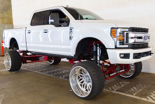 2017 Ford F-250 Super Duty 4WD Lifted 12