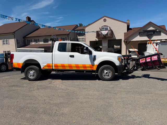 2017 Ford F-250 Super Duty XL