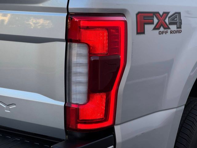 2017 Ford F-250 Super Duty Lariat 4x4 4dr Crew Cab 6.8 ft. SB Pickup | Houston, TX | Houston Auto Credit 2017 Ford F-250 Super Duty Lariat 4x4 4dr Crew Cab 6.8 ft. SB Pickup | Houston, TX | Houston Auto Credit