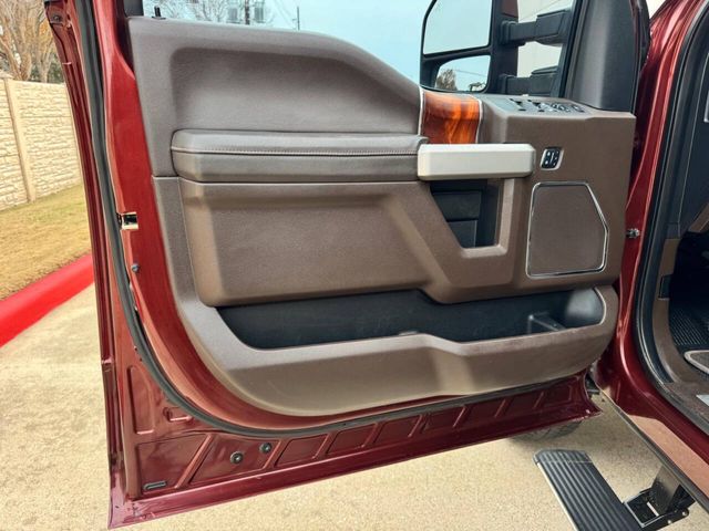 2017 Ford F-250 Super Duty King Ranch 4x4 4dr Crew Cab 6.8 ft. SB Pickup | Houston, TX | Houston Auto Credit 2017 Ford F-250 Super Duty King Ranch 4x4 4dr Crew Cab 6.8 ft. SB Pickup | Houston, TX | Houston Auto Credit