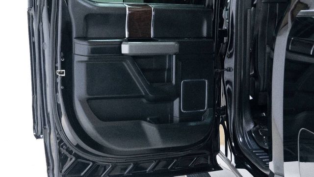 2017 Ford F-250 Super Duty Platinum 4x4 4dr Crew Cab 6.8 ft. SB Pickup | Houston, TX | Houston Auto Credit