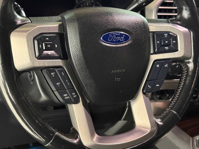 2017 Ford F-250 Super Duty Platinum 4x4 4dr Crew Cab 6.8 ft. SB Pickup | Houston, TX | Houston Auto Credit