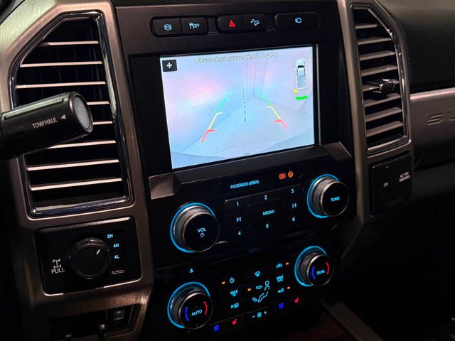 2017 Ford F-250 Super Duty Platinum 4x4 4dr Crew Cab 6.8 ft. SB Pickup | Houston, TX | Houston Auto Credit