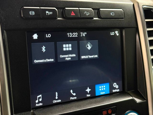 2017 Ford F-250 Super Duty Platinum 4x4 4dr Crew Cab 6.8 ft. SB Pickup | Houston, TX | Houston Auto Credit