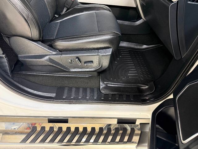 2017 Ford F-250 Super Duty Lariat 4x4 4dr Crew Cab 6.8 ft. SB Pickup | Houston, TX | Houston Auto Credit 2017 Ford F-250 Super Duty Lariat 4x4 4dr Crew Cab 6.8 ft. SB Pickup | Houston, TX | Houston Auto Credit