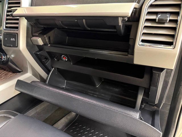 2017 Ford F-250 Super Duty Lariat 4x4 4dr Crew Cab 6.8 ft. SB Pickup | Houston, TX | Houston Auto Credit