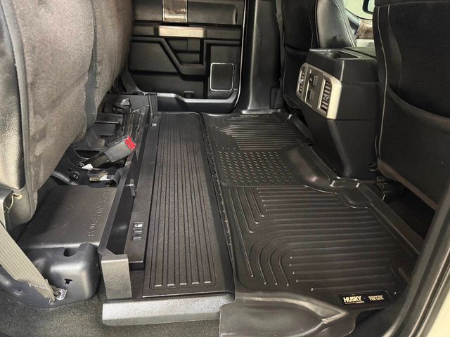 2017 Ford F-250 Super Duty Lariat 4x4 4dr Crew Cab 6.8 ft. SB Pickup | Houston, TX | Houston Auto Credit