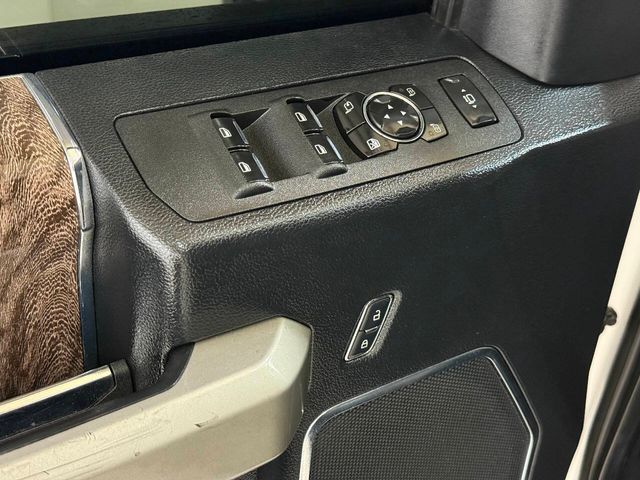 2017 Ford F-250 Super Duty Lariat 4x4 4dr Crew Cab 6.8 ft. SB Pickup | Houston, TX | Houston Auto Credit 2017 Ford F-250 Super Duty Lariat 4x4 4dr Crew Cab 6.8 ft. SB Pickup | Houston, TX | Houston Auto Credit