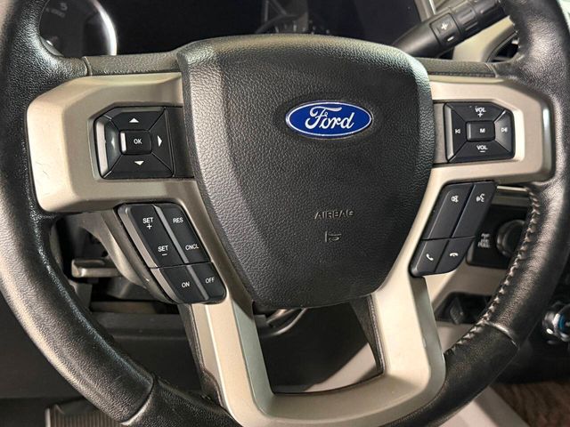 2017 Ford F-250 Super Duty Lariat 4x4 4dr Crew Cab 6.8 ft. SB Pickup | Houston, TX | Houston Auto Credit