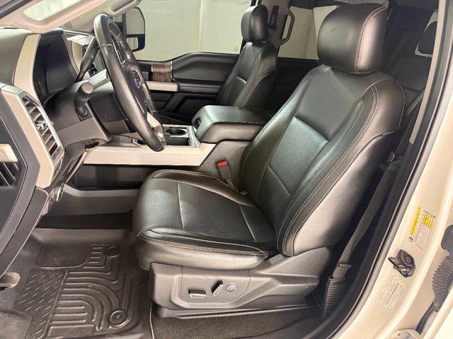 2017 Ford F-250 Super Duty Lariat 4x4 4dr Crew Cab 6.8 ft. SB Pickup | Houston, TX | Houston Auto Credit