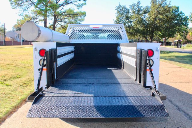 2017 Ford F-250 Super Duty Utility Service Truck W/Power Lift Gate | Irving, Texas | Lonestar Automart Inc. 2017 Ford F-250 Super Duty Utility Service Truck W/Power Lift Gate | Irving, Texas | Lonestar Automart Inc.