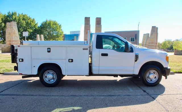 2017 Ford F-250 Super Duty Utility Service Truck W/Power Lift Gate | Irving, Texas | Lonestar Automart Inc. 2017 Ford F-250 Super Duty Utility Service Truck W/Power Lift Gate | Irving, Texas | Lonestar Automart Inc.