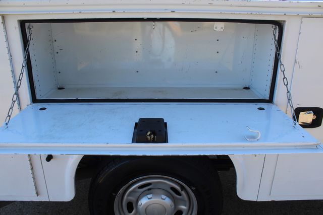 2017 Ford F-250 Super Duty Utility Service Truck W/Power Lift Gate | Irving, Texas | Lonestar Automart Inc. 2017 Ford F-250 Super Duty Utility Service Truck W/Power Lift Gate | Irving, Texas | Lonestar Automart Inc.