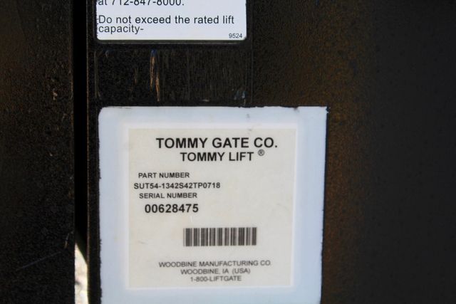 2017 Ford F-250 Super Duty Utility Service Truck W/Power Lift Gate | Irving, Texas | Lonestar Automart Inc. 2017 Ford F-250 Super Duty Utility Service Truck W/Power Lift Gate | Irving, Texas | Lonestar Automart Inc.