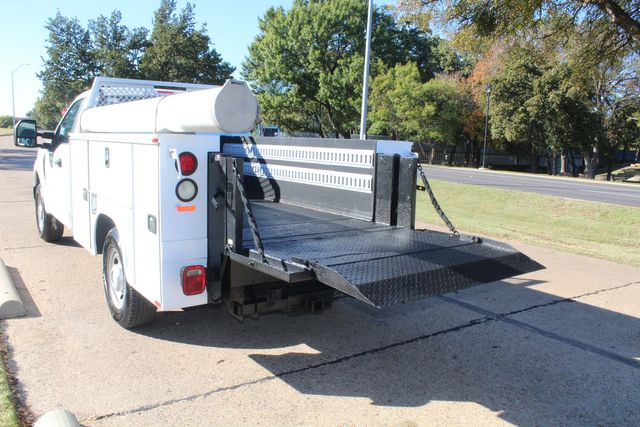 2017 Ford F-250 Super Duty Utility Service Truck W/Power Lift Gate | Irving, Texas | Lonestar Automart Inc. 2017 Ford F-250 Super Duty Utility Service Truck W/Power Lift Gate | Irving, Texas | Lonestar Automart Inc.