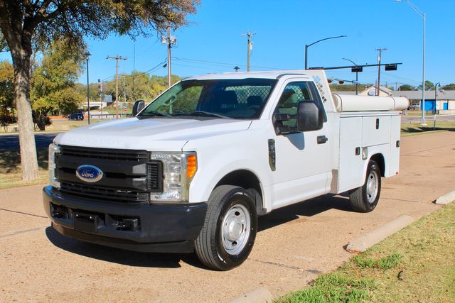 2017 Ford F-250 Super Duty Utility Service Truck W/Power Lift Gate | Irving, Texas | Lonestar Automart Inc. 2017 Ford F-250 Super Duty Utility Service Truck W/Power Lift Gate | Irving, Texas | Lonestar Automart Inc.