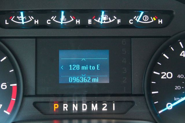 2017 Ford F-250 Super Duty Utility Service Truck W/Power Lift Gate | Irving, Texas | Lonestar Automart Inc. 2017 Ford F-250 Super Duty Utility Service Truck W/Power Lift Gate | Irving, Texas | Lonestar Automart Inc.