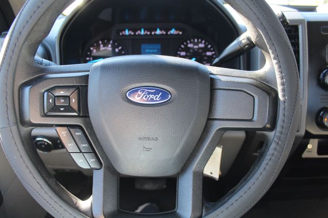 2017 Ford F-250 Super Duty Utility Service Truck W/Power Lift Gate | Irving, Texas | Lonestar Automart Inc. 2017 Ford F-250 Super Duty Utility Service Truck W/Power Lift Gate | Irving, Texas | Lonestar Automart Inc.