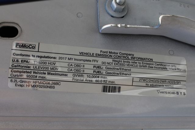 2017 Ford F-250 Super Duty Utility Service Truck W/Power Lift Gate | Irving, Texas | Lonestar Automart Inc. 2017 Ford F-250 Super Duty Utility Service Truck W/Power Lift Gate | Irving, Texas | Lonestar Automart Inc.