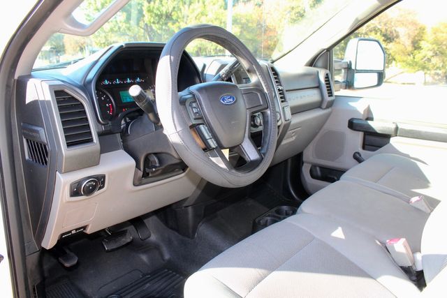 2017 Ford F-250 Super Duty Utility Service Truck W/Power Lift Gate | Irving, Texas | Lonestar Automart Inc. 2017 Ford F-250 Super Duty Utility Service Truck W/Power Lift Gate | Irving, Texas | Lonestar Automart Inc.