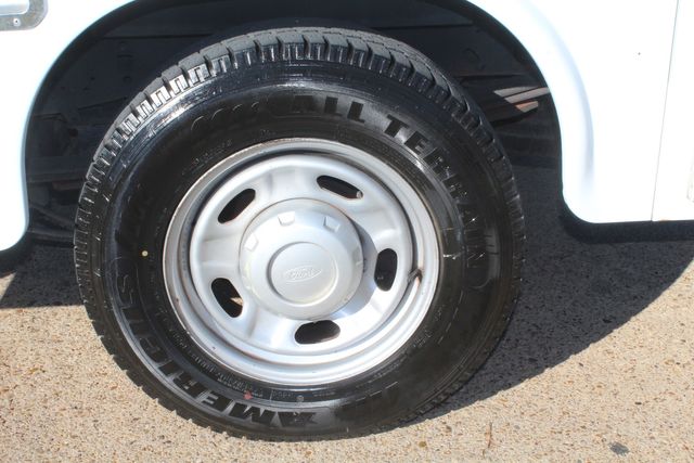 2017 Ford F-250 Super Duty Utility Service Truck W/Power Lift Gate | Irving, Texas | Lonestar Automart Inc. 2017 Ford F-250 Super Duty Utility Service Truck W/Power Lift Gate | Irving, Texas | Lonestar Automart Inc.