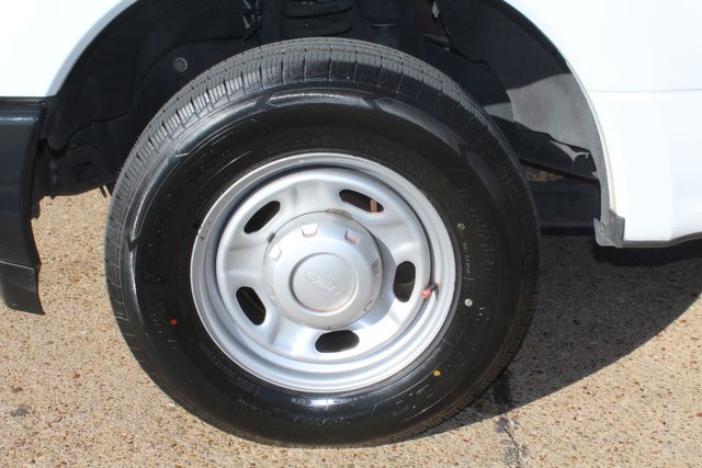 2017 Ford F-250 Super Duty Utility Service Truck W/Power Lift Gate | Irving, Texas | Lonestar Automart Inc. 2017 Ford F-250 Super Duty Utility Service Truck W/Power Lift Gate | Irving, Texas | Lonestar Automart Inc.