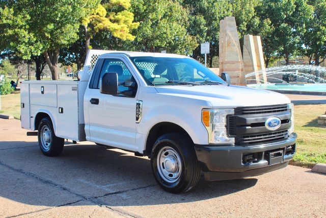 2017 Ford F-250 Super Duty Utility Service Truck W/Power Lift Gate | Irving, Texas | Lonestar Automart Inc. 2017 Ford F-250 Super Duty Utility Service Truck W/Power Lift Gate | Irving, Texas | Lonestar Automart Inc.