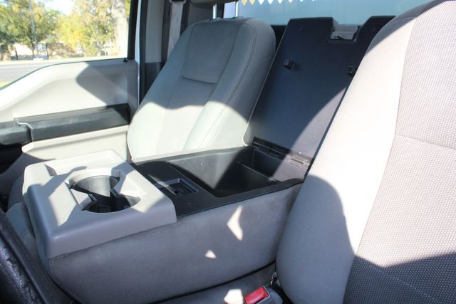 2017 Ford F-250 Super Duty Utility Service Truck W/Power Lift Gate | Irving, Texas | Lonestar Automart Inc. 2017 Ford F-250 Super Duty Utility Service Truck W/Power Lift Gate | Irving, Texas | Lonestar Automart Inc.