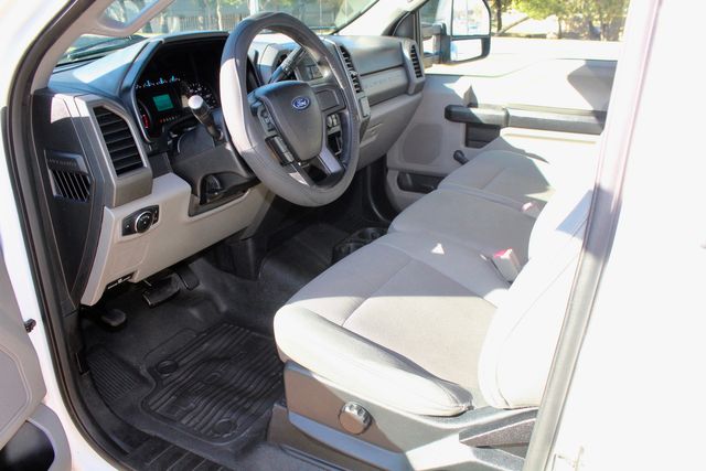 2017 Ford F-250 Super Duty Utility Service Truck W/Power Lift Gate | Irving, Texas | Lonestar Automart Inc. 2017 Ford F-250 Super Duty Utility Service Truck W/Power Lift Gate | Irving, Texas | Lonestar Automart Inc.