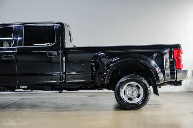 2017 Ford F-350 Super Duty Lariat Ultimate FX4 Pano Roof ULTIMATE TOW Loaded | Dallas, TX | East Dallas Diesel 2017 Ford F-350 Super Duty Lariat Ultimate FX4 Pano Roof ULTIMATE TOW Loaded | Dallas, TX | East Dallas Diesel