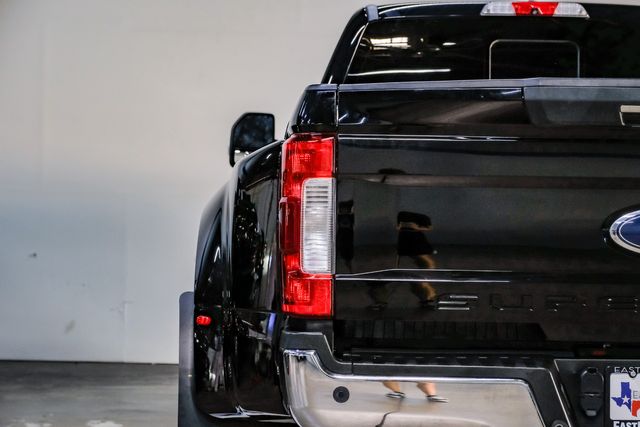 2017 Ford F-350 Super Duty Lariat Ultimate FX4 Pano Roof ULTIMATE TOW Loaded | Dallas, TX | East Dallas Diesel 2017 Ford F-350 Super Duty Lariat Ultimate FX4 Pano Roof ULTIMATE TOW Loaded | Dallas, TX | East Dallas Diesel