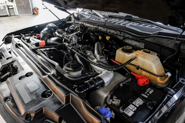 2017 Ford F-350 Super Duty Lariat Ultimate FX4 Pano Roof ULTIMATE TOW Loaded | Dallas, TX | East Dallas Diesel 2017 Ford F-350 Super Duty Lariat Ultimate FX4 Pano Roof ULTIMATE TOW Loaded | Dallas, TX | East Dallas Diesel