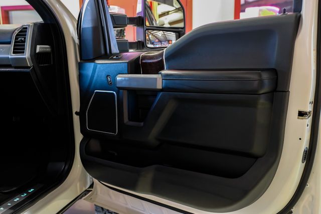 2017 Ford F-350 Super Duty Platinum 2017 Ford F-350 Super Duty Platinum