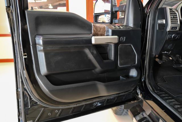 2017 Ford F-350 Super Duty Lariat