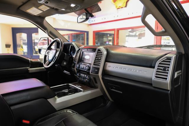 2017 Ford F-350 Super Duty Lariat | Addison, TX | Mr Car Guys