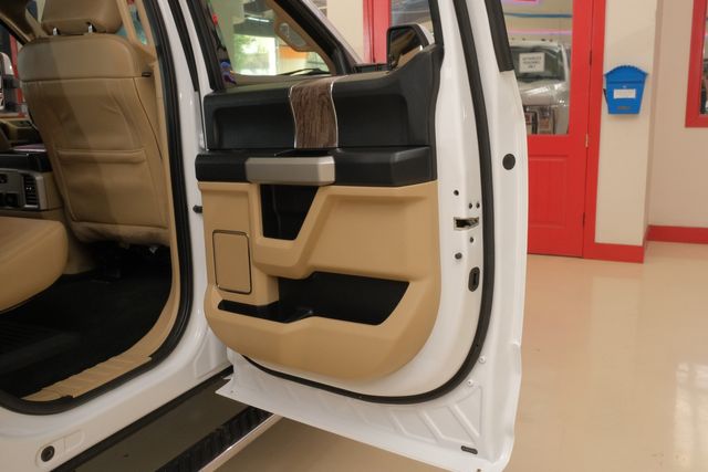 2017 Ford F-350 Super Duty Lariat 2017 Ford F-350 Super Duty Lariat